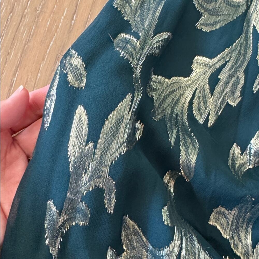 BCBGMAXAZRIA Fern Green Metallic Silk One Shoulder Cocktail Mini Dress Size 4 - Picture 4 of 8